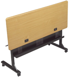 oval folding conference table - view 3