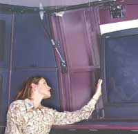 Gas-lift door NOC furniture